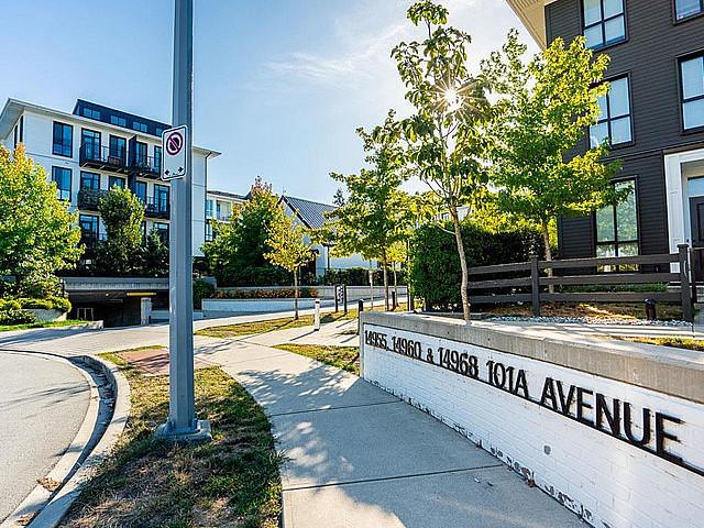 112 14968 101a Avenue Surrey, British Columbia