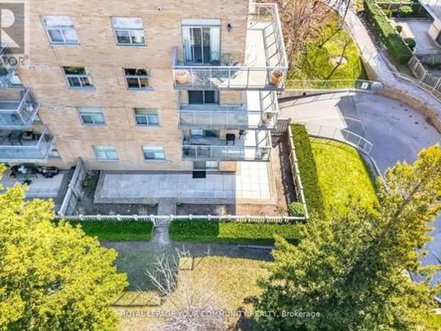 112 2 Rutherford Road, Vaughan, ON, L4K 5N6 condo for sale | Listing ID N12241 | Royal LePage