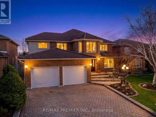 112 Bourbon Street, Vaughan, ON, L4L 6Y9 house for sale | Listing ID N13055 | Royal LePage