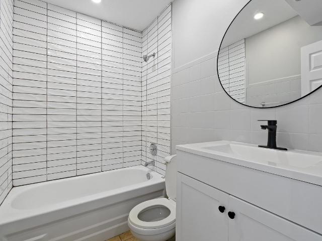 112 Garneau A 2 Bedroom Apartment for Rent at 112 Rue Garneau, Gatineau, QC J8X 1S3 Hull/Quartier de I'Oree du Parc