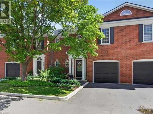 112 Fairwood Place W, Burlington, ON, L7T 4B6 house for sale | Listing ID 40853 | Royal LePage