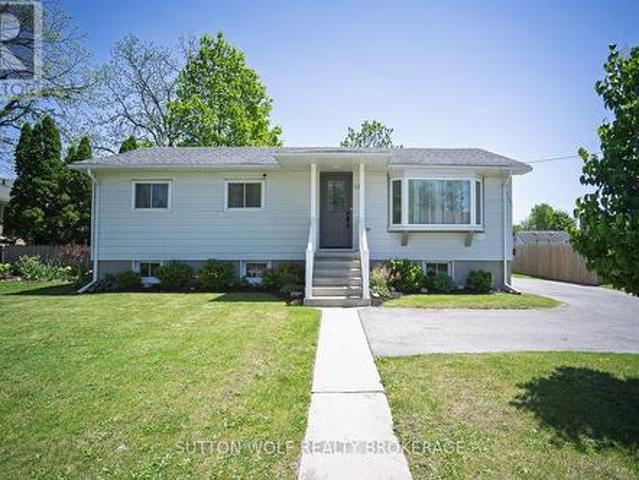 112 Metcalfe Street E, Strathroy Caradoc Se, ON, N7G 1P3 house for sale | Listing ID X13557 | Royal LePage