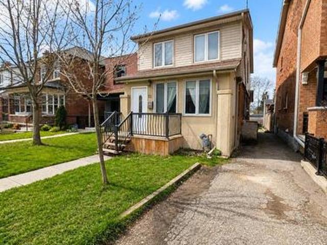 112 Silverthorn Avenue, Toronto, ON, M6N 3J9 house for sale | Listing ID W13069 | Royal LePage