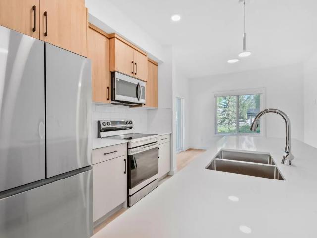 112 Street Townhomes