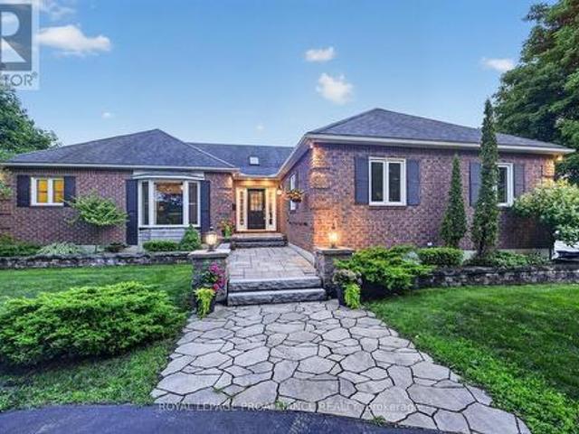 1135 Irace Drive, Augusta, ON, K6V 5T1 house for sale | Listing ID X13521 | Royal LePage