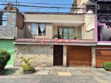 1136459 ¡Casa Remodelada Desde Cimientos! 3 Pisos Los Olivos