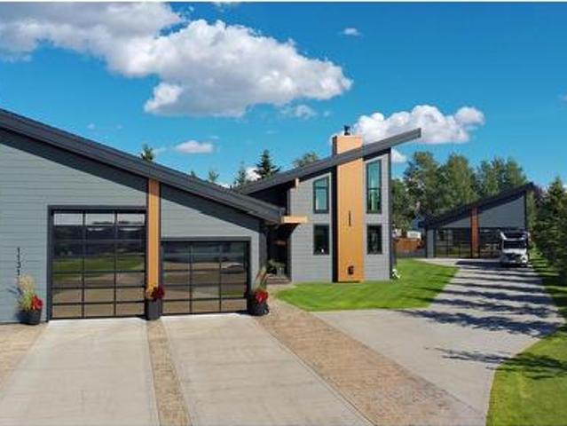 11311 Street, Fort St. John, BC, V1J 6W3 house for sale | Listing ID R3158 | Royal LePage
