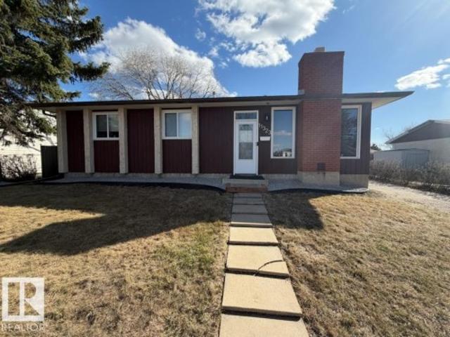11323 Avenue, Edmonton, AB, T5X 2L3 house for sale | Listing ID E4481 | Royal LePage