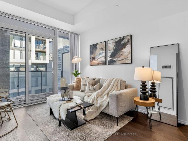 1133 8 Hillsdale Avenue E, Toronto | Terminated, C12761 | Condos. Ca