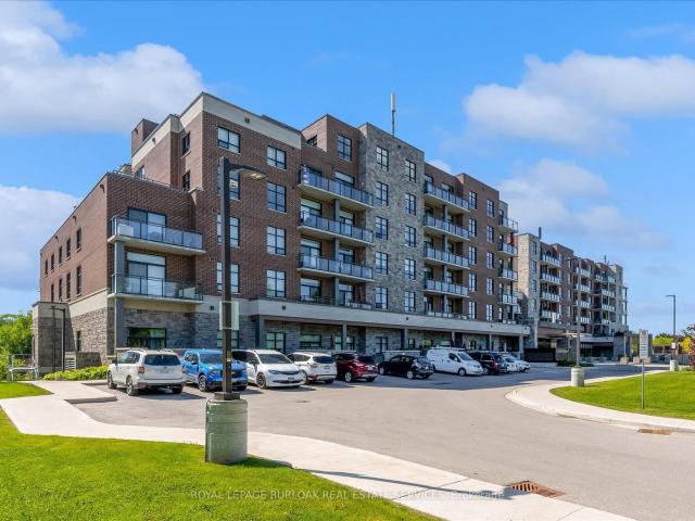 113 3 New Street, Burlington | For Sale @ $999,000 | Condos. Ca