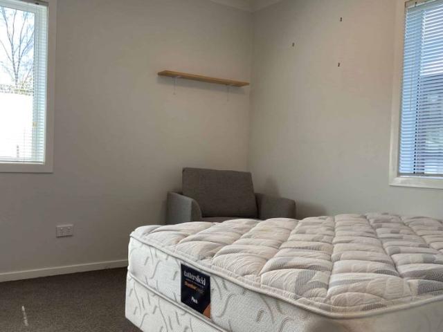 1/13 Cescent Court