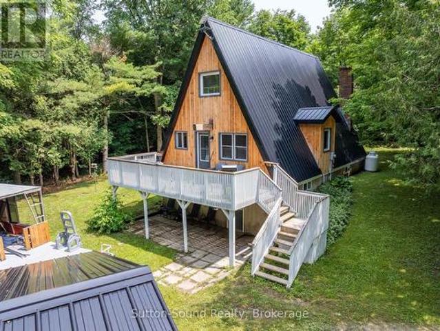 113 Big Rock Road, Georgian Bluffs, ON, N0H 2K0 house for sale | Listing ID X13596 | Royal LePage