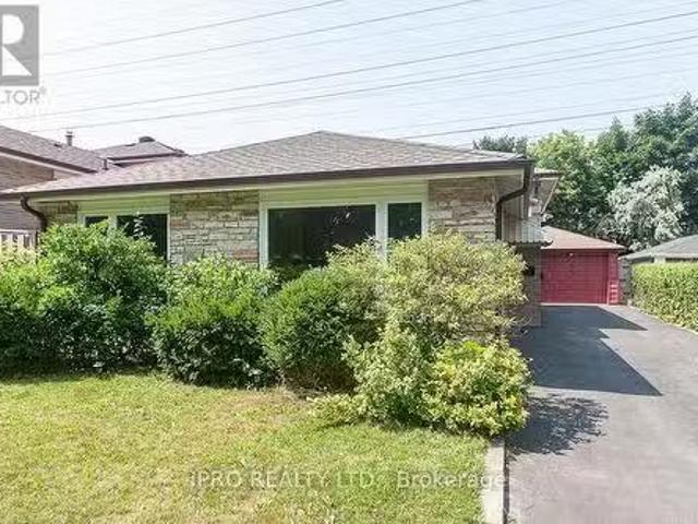 113 Lexington Avenue, Toronto, ON, M9V 2G9 house for sale L.