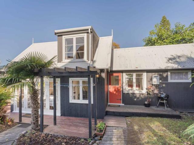 113 Main Rd, Tairua, Thames Coromandel For Sale