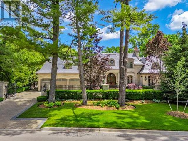 113 Maple Grove Drive, Oakville, ON, L6J 4T9 Luxury House for sale | Listing ID W13475 | Royal LePage Carriage Trade Luxury Properties