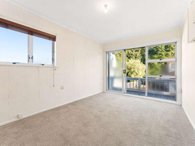 1/13 Wernham Place, Northcote, North Shore City