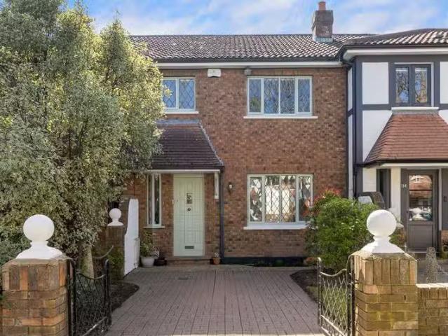 113 Tudor Lawns, Foxrock, Dublin 18, D18A0K6 is for sale