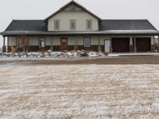 114039 Range Road 221, Rural Lethbridge County, AB, T0K 1V0 house for sale | Listing ID E4495 | Royal LePage