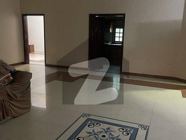 1140 yd House For Sale