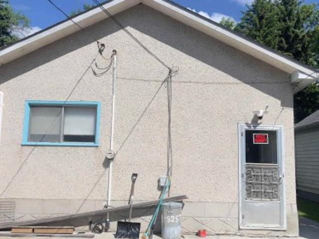 1140 Street, Edmonton, AB, T5G 0Z5 house for sale | Listing ID E4496 | Royal LePage