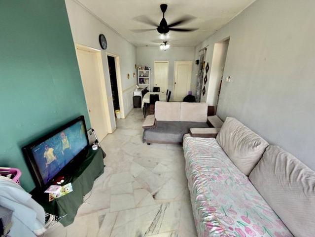 1140sqft 5R3B Full Loan Desaminium Rimba Apartment Seri Kembangan