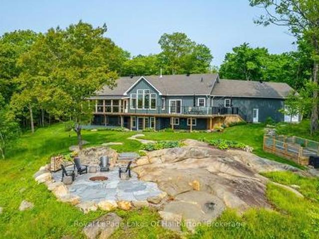 1143 Trillium Trail, Dysart Et Al Dudley, ON, K0M 1S0 Luxury House for sale | Listing ID X12209 | Royal LePage Carriage Trade Luxury Properties