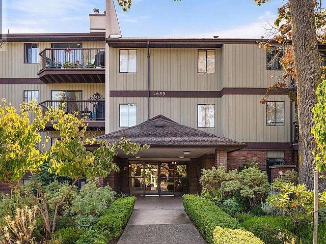 114 1655 Begbie St Victoria, British Columbia