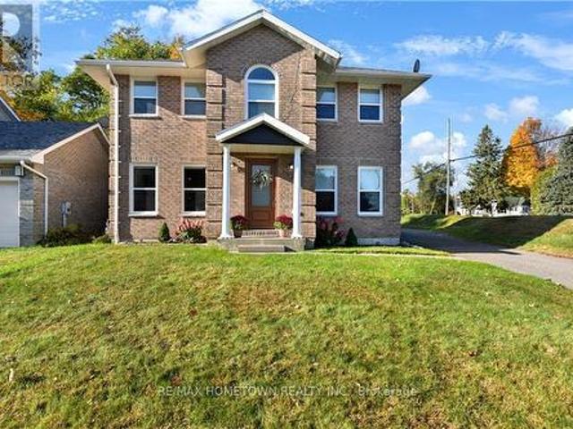 114 Chipman Road, Brockville, ON, K6V 6Y8 house for sale | Listing ID X10419 | Royal LePage