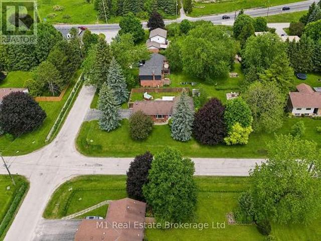 114 Angelica Street, Centre Wellington Fergus, ON, N1M 2Z6 house for sale | Listing ID X13424 | Royal LePage