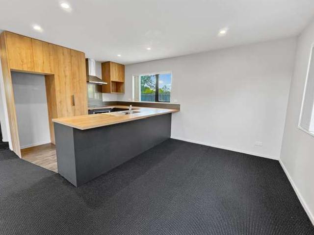 1/14 Ballantyne Av, Upper Riccarton, Christchurch City
