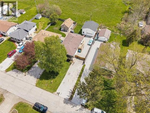 114 Gloucester Drive, Colchester, ON, N0R 1G0 house for sale | Listing ID 26011 | Royal LePage