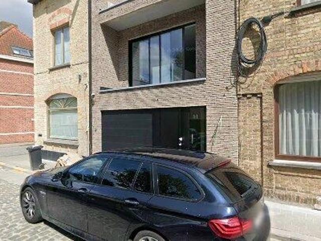 114 m2 room for rent in Ieper