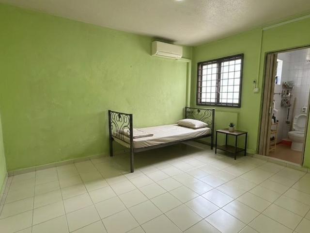 114 Teck Whye Lane HDB Apartment For Sale, $488,000, 3 Bed 2 Bath 1,108 sqft $440.00 psf
