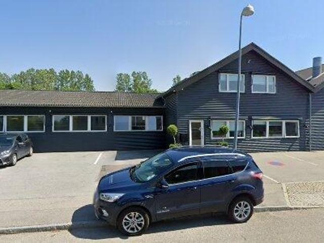 1154 m2 kontor til salg i Hedehusene