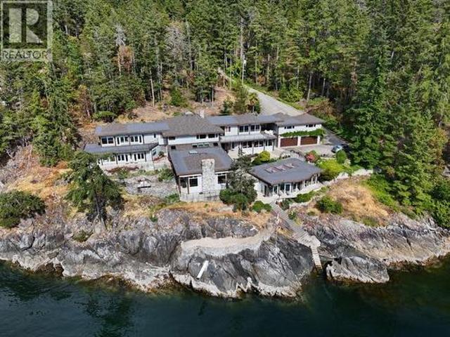 11579 Sunshine Coast Highway, Halfmoon Bay, BC, V7Z 1C1 Luxury House for sale | Listing ID R3142 | Royal LePage Carriage Trade Luxury Properties
