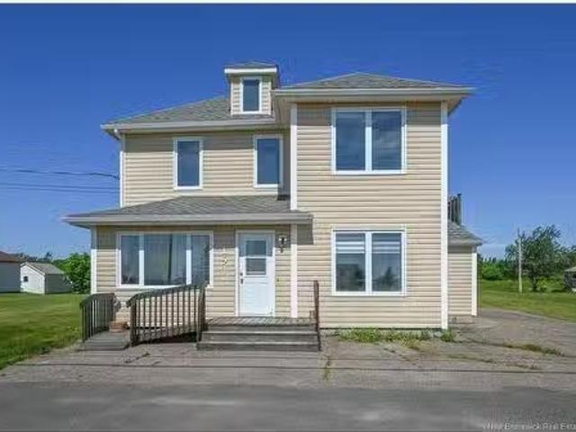 1157 De La Mer Blvd, Saint Marie Saint Raphaël, NB, E8T 1V8.