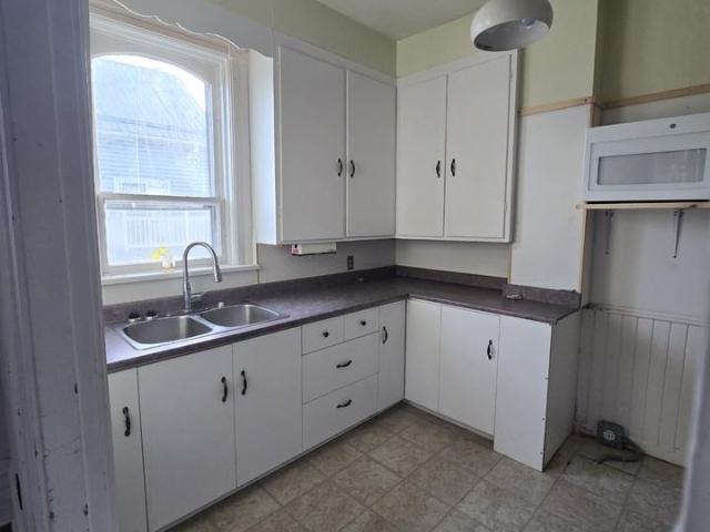 11507 Queen Street Inkerman ON 4 Bedroom Apartment for Rent at 299 Queen St W, Chesterville, ON K0C None
