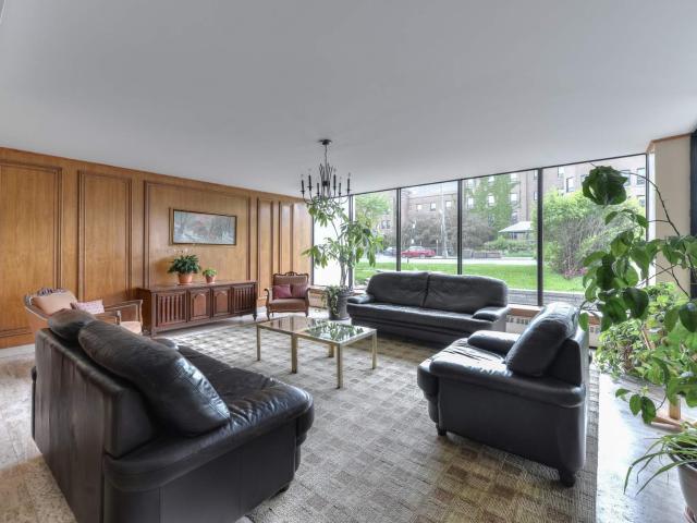 1150 Côte Vertu Beautiful 1 bedroom apartment Near Cote Vertu Station Subway [object Promise] for Rent