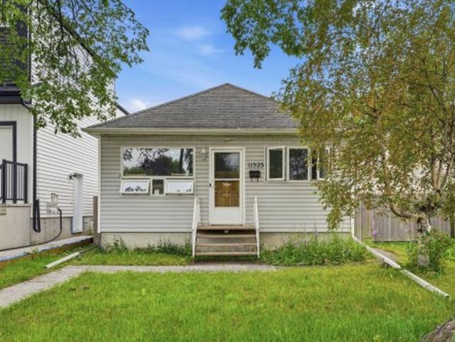 11525 Avenue Nw, Edmonton, AB, T5E 0M4 house for sale | Listing ID E4499 | Royal LePage