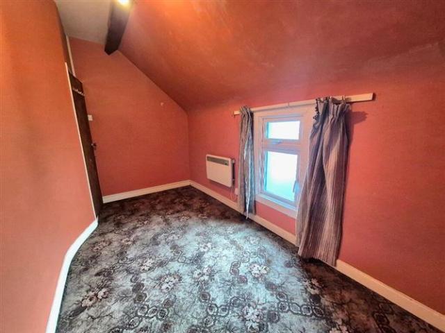 115,000 | 17 Chapel Street, Athlone, Westmeath REA Hynes 4986 MyHome. Ie Residential