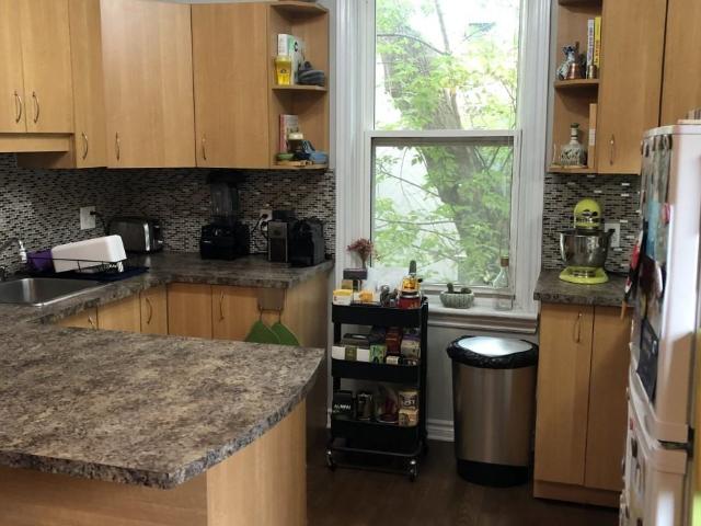 115 Cartier St. 2 Bedroom Apartment for Rent at 115 Cartier St, Ottawa, ON K2P 1K4 Centretown