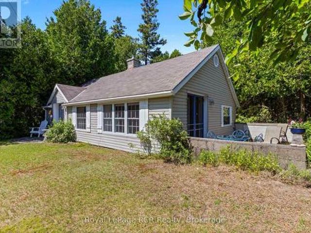115 Adelaide Street, South Bruce Peninsula, ON, N0H 2T0 house for sale | Listing ID X12265 | Royal LePage