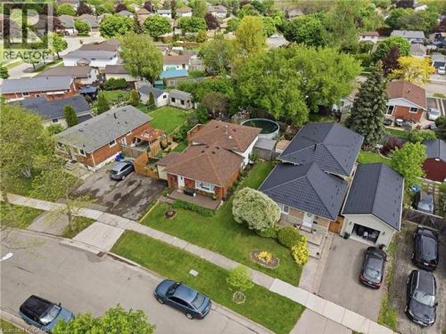 115 Gordon Drummond Avenue, Stoney Creek, ON, L8J 1E9 house for sale | Listing ID 40846 | Royal LePage