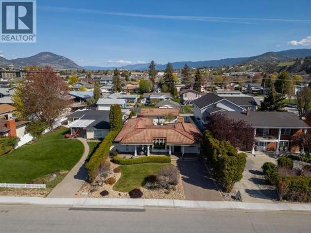 115 Elm Avenue, Penticton, BC, V2A 3W1 house for sale | Listing ID 10392 | Royal LePage