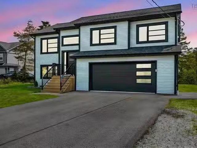 115 Hargrove Lane, Whites Lake, NS, B3T 0H8 house for sale.