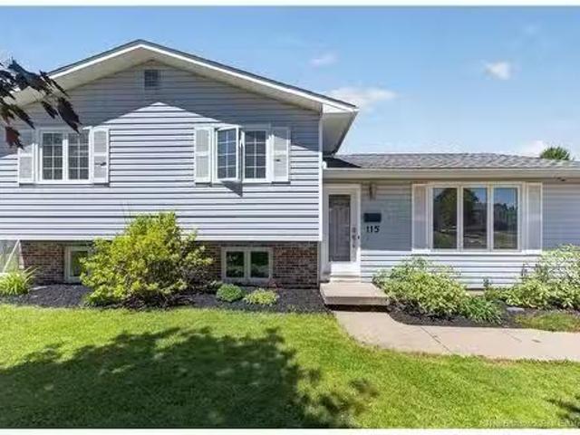 115 Highmeadow Dr, Moncton, NB, E1G 2B8 house for sale List.