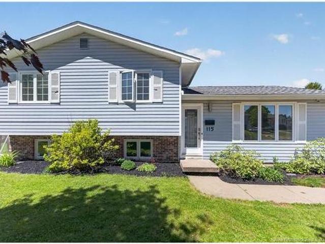 115 Highmeadow Dr, Moncton, NB, E1G 2B8 house for sale | Listing ID NB141251 | Royal LePage