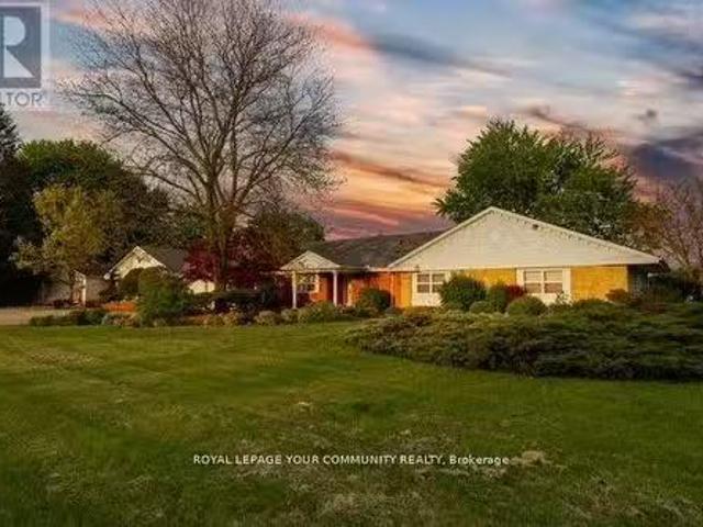 115 Lake Road E, Puslinch, ON, N3C 2V4 Luxury House for sale.
