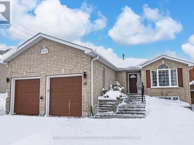 115 Lion'S Gate Boulevard, Barrie, ON, L4M 7E5 house for sale | Listing ID S12010 | Royal LePage