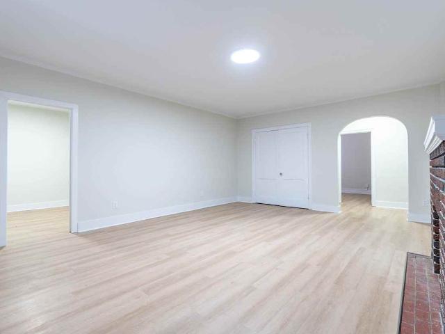 115 Sherbrook Street 2 Bedroom Apartment for Rent at 115 Sherbrook St, Winnipeg, MB R3C 2B5 West Broadway